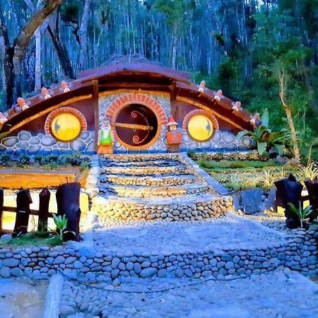 Seribu Batu Songgo Langit Resort & Camp Бантул Экстерьер фото